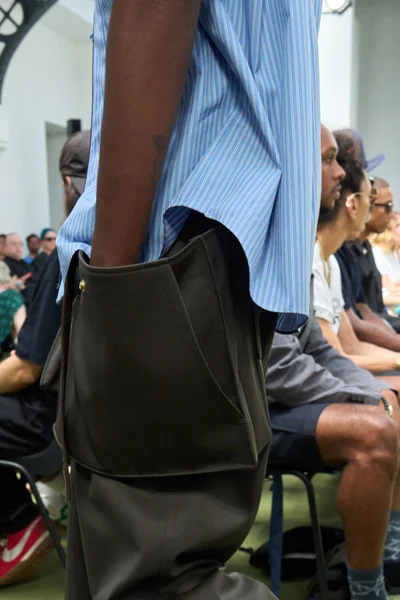 Look 7